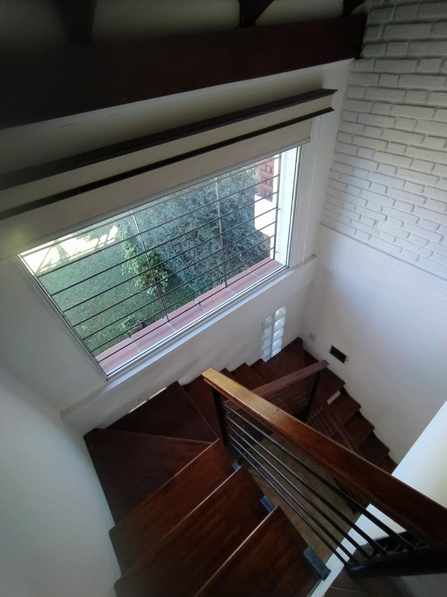 Chalet por calle San Bernardo al 100 – Roldan