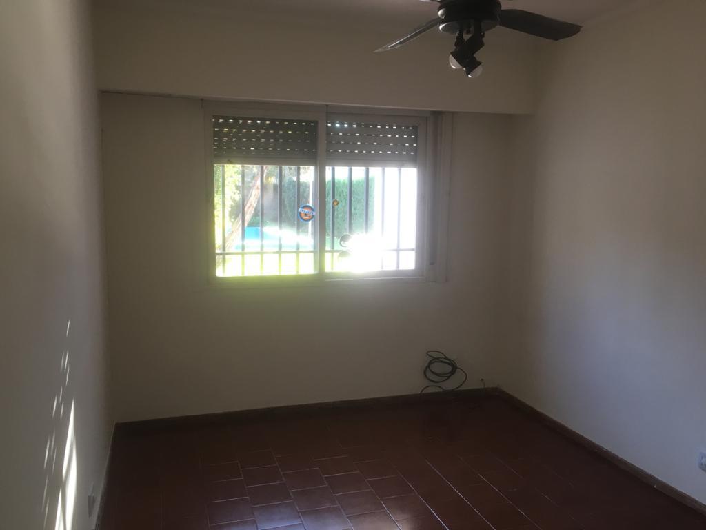 Propiedad en zona residencial Av. del Rosario  al 1900