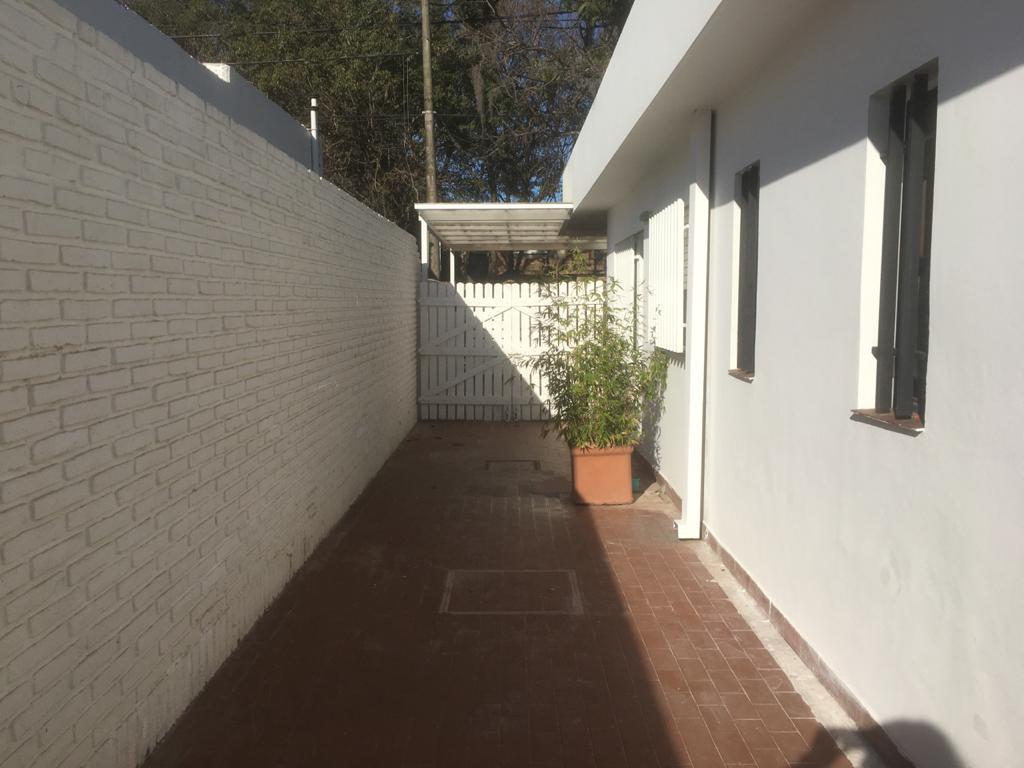 Propiedad en zona residencial Av. del Rosario  al 1900