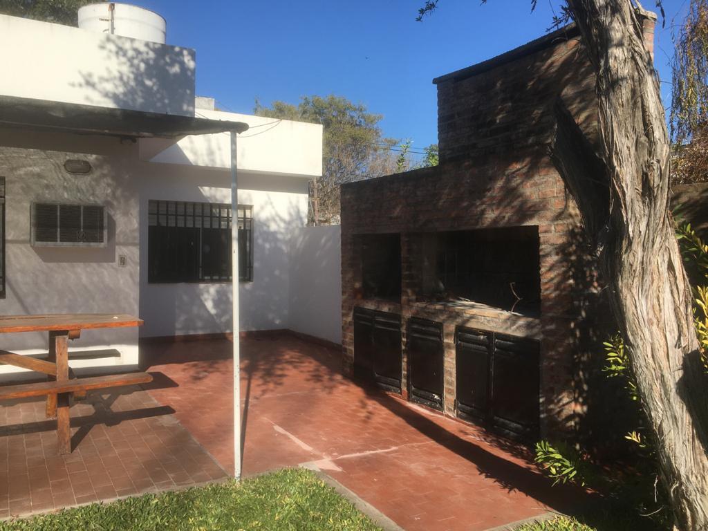 Propiedad en zona residencial Av. del Rosario  al 1900