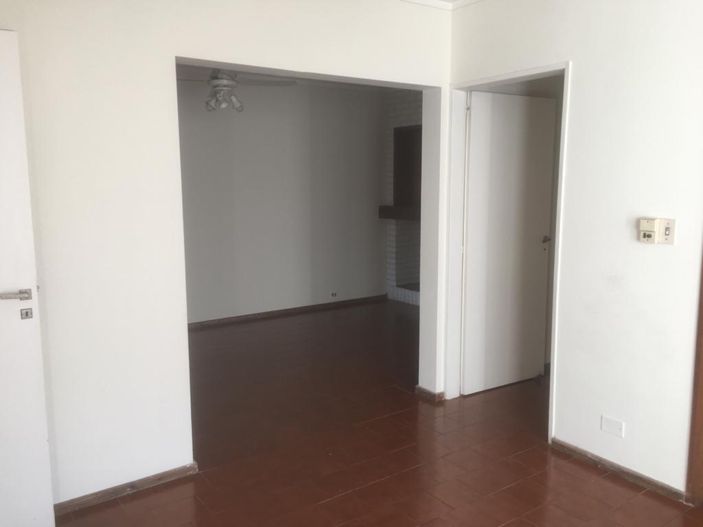 Propiedad en zona residencial Av. del Rosario  al 1900