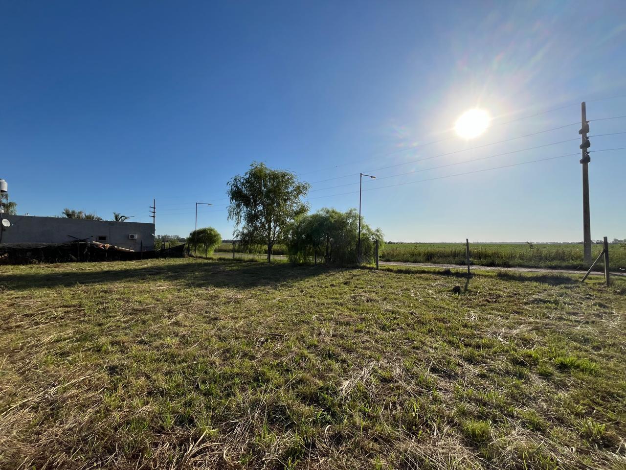 Terreno en Funes Norte uso habitacional/comercial