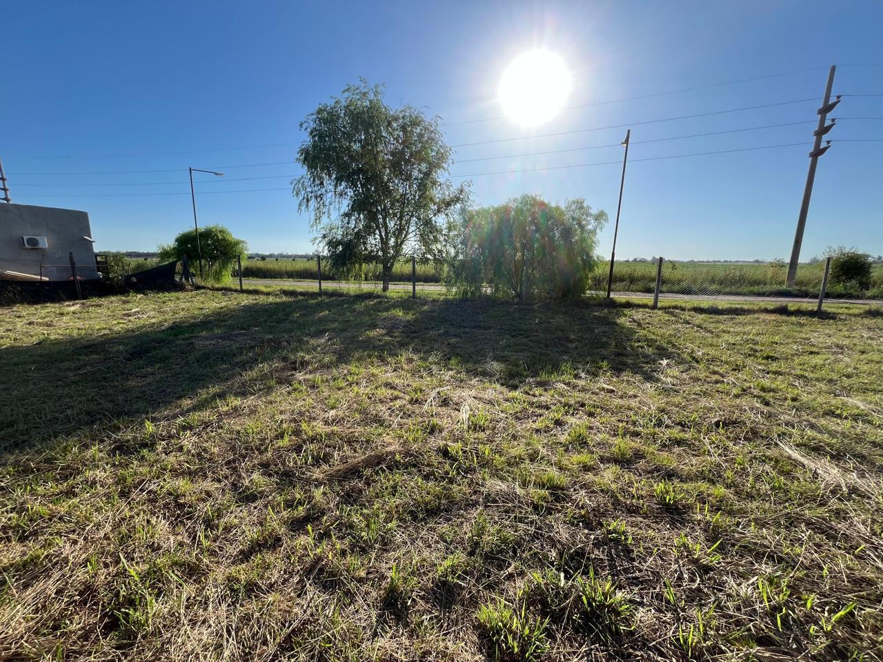 Terreno en Funes Norte uso habitacional/comercial